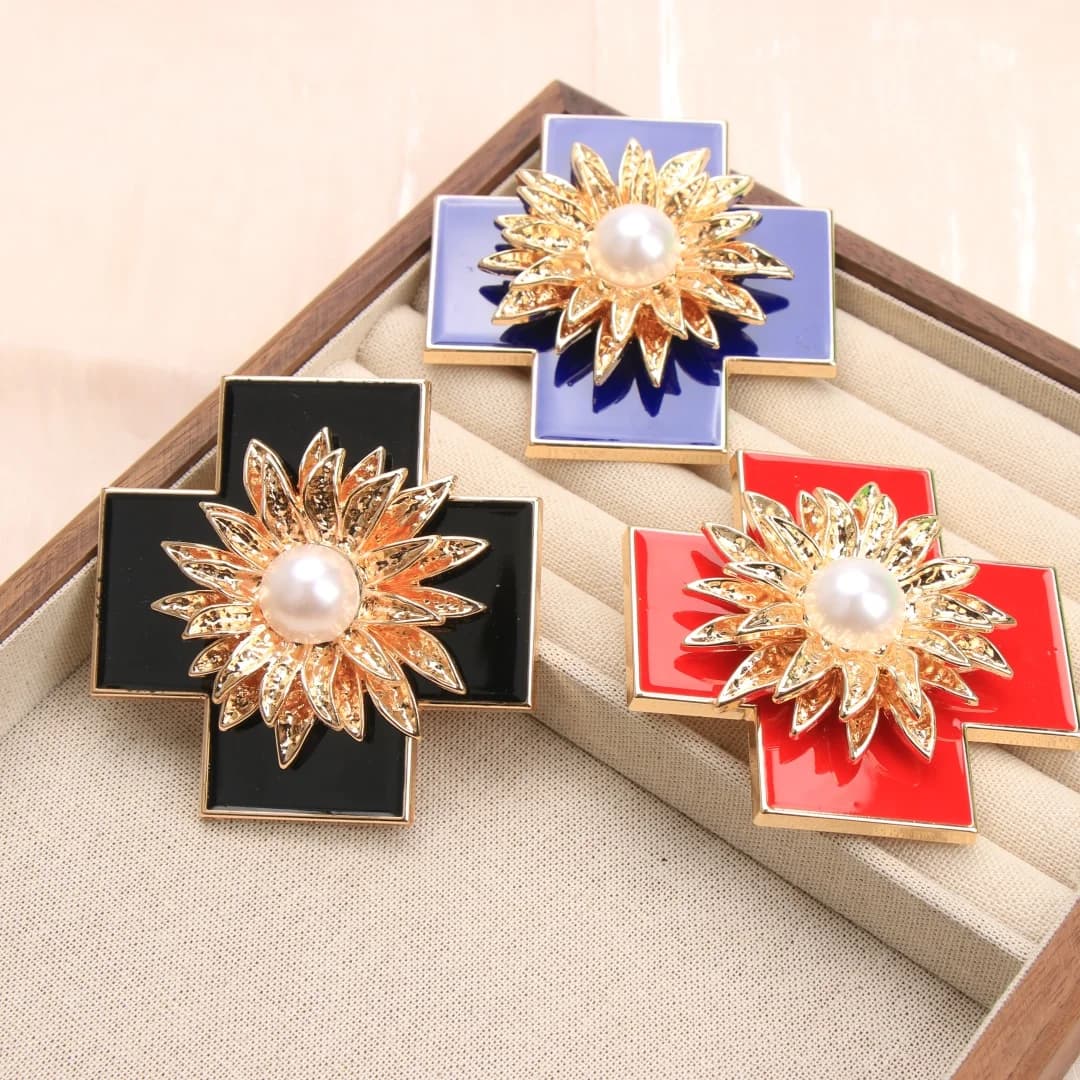Broche de luxe baroque pour hommes et femmes, beau Design Floral croisé, accessoires de bijoux, cadeau de fête de mariage et de vacances