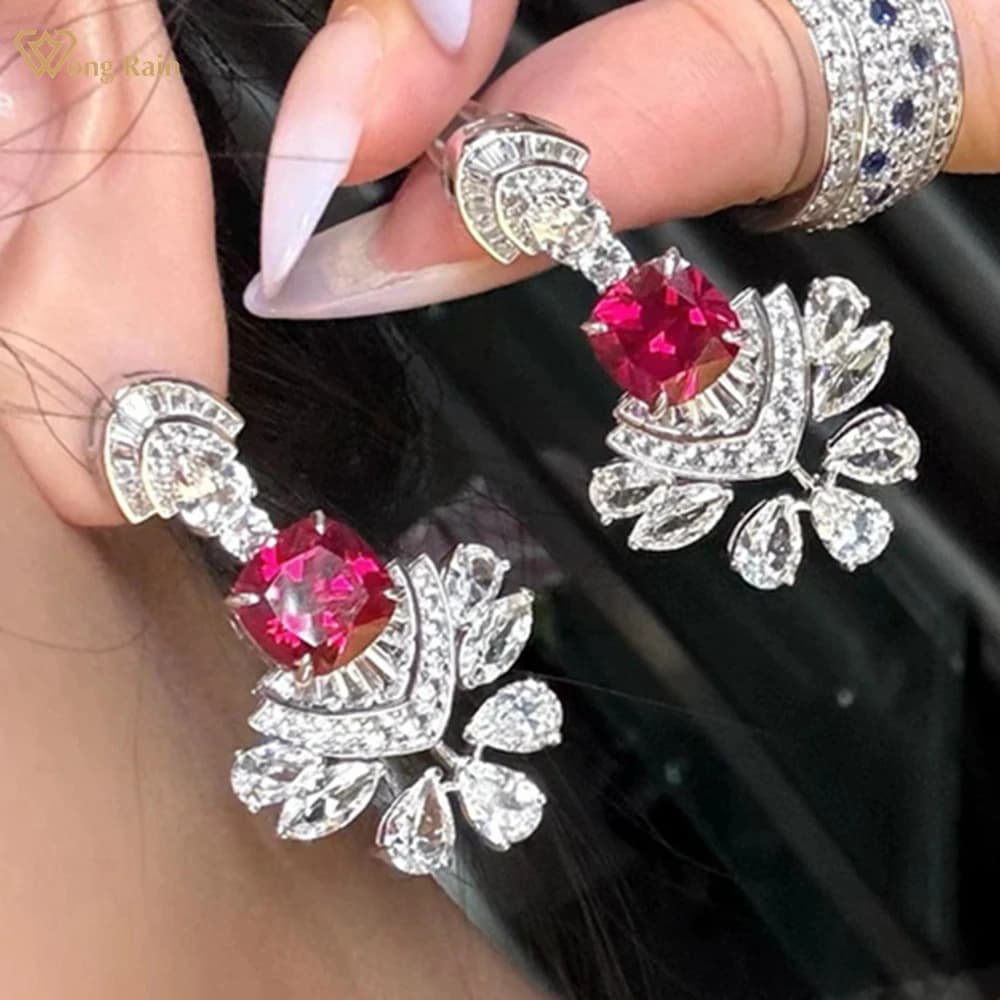 Wong Rain Luxury Silver massif 925 Diamant rubis à haute teneur en carbone de 10 mm ​ ​ ​ ​ ​ ​ ​ Boucles d'oreilles