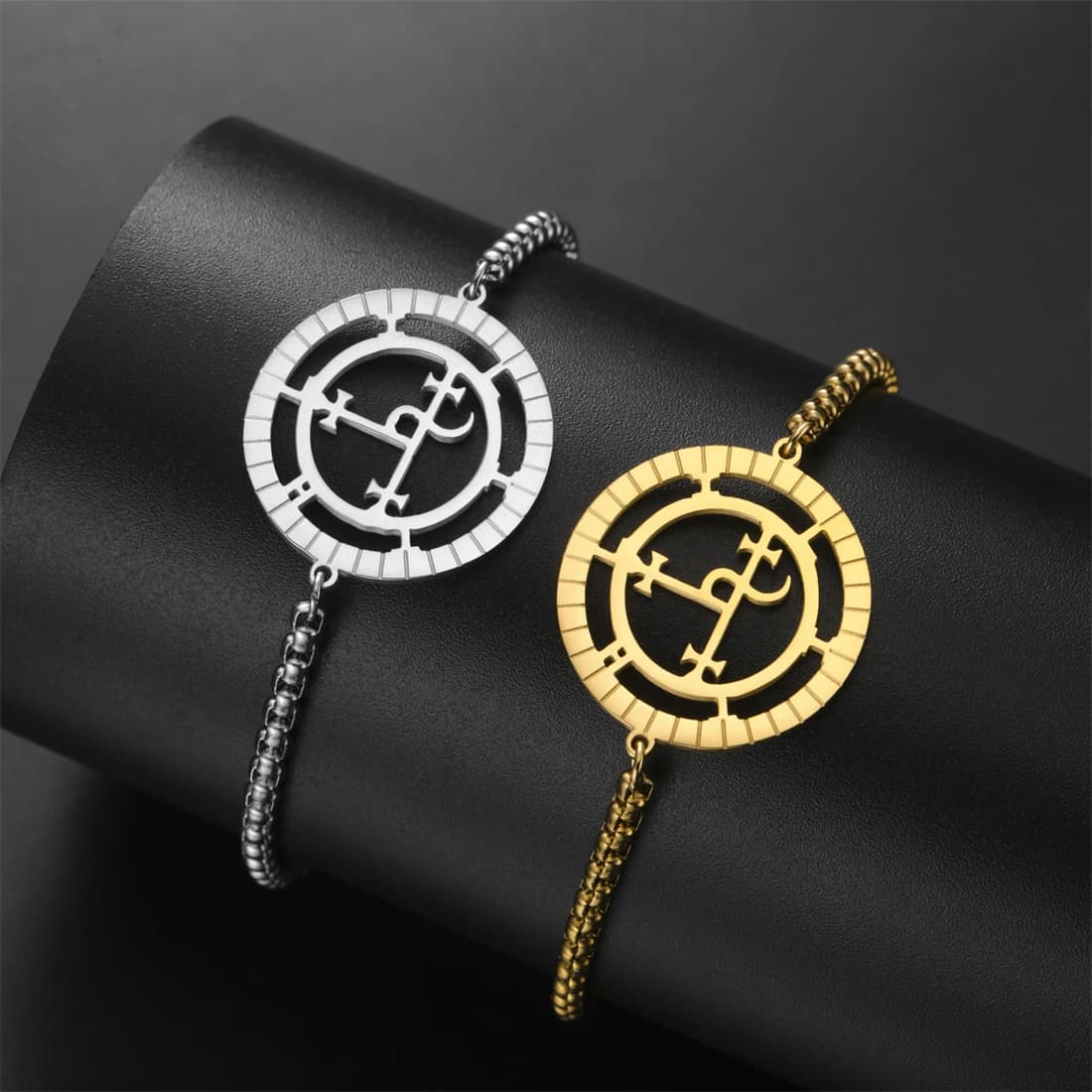 Bracelet EUEAVAN Sigil de la déesse Lilith en acier inoxydable, bracelet mythique Lilith pour femmes et hommes, amulette de Salomon, bijoux cadeau