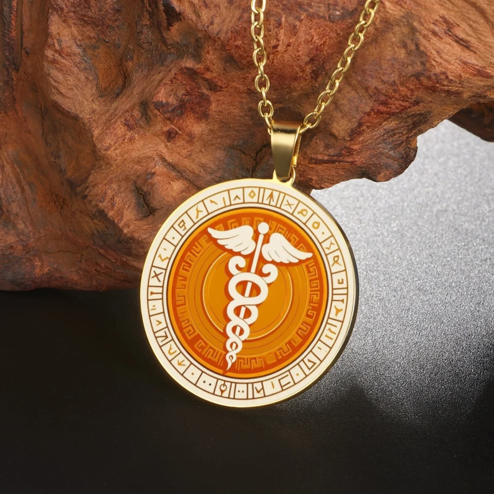 Collier Caduceus avec symbole médical, cadeau de remise de diplôme, ajout de charme, cadeau de médecin, bijoux pour étudiants en médecine