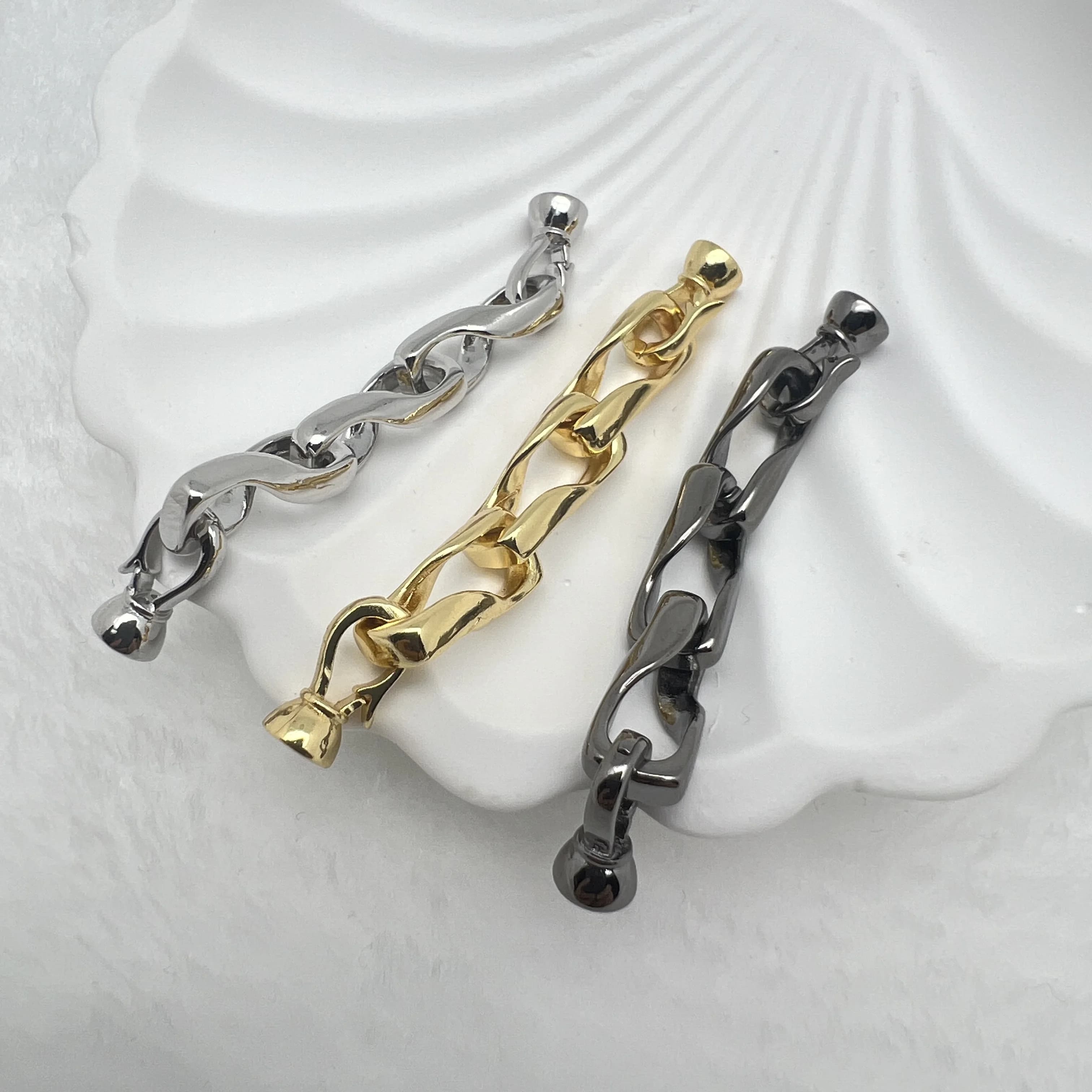 Boucle de connexion personnalisée exquise à chaîne tressée croisée pour accessoires de bijoux DIY, colliers et bracelets en perles, vente en gros