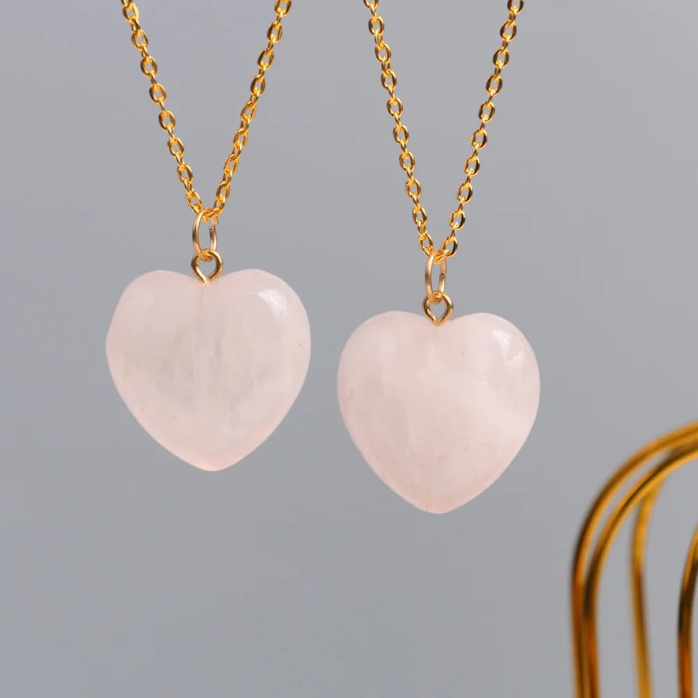 Collier Cœur en Pierre de Quartz Rose Naturel, Bijou Pendentif en Cristal Rose de 3 cm, Breloque Guérisseuse, Pendule, Cadeau Porte-Bonheur pour Femme