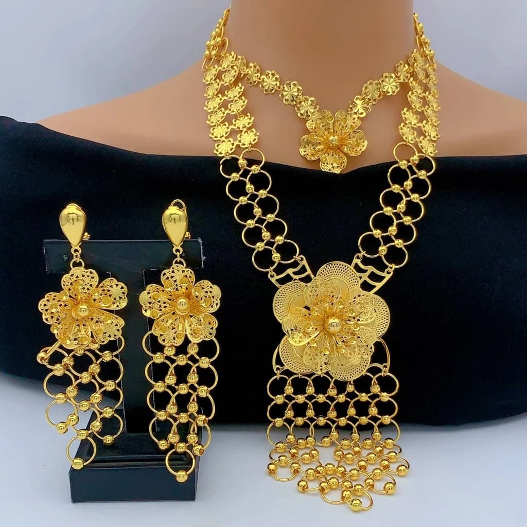 Parure de bijoux de luxe indienne avec collier long à fleurs et boucles d'oreilles pour femme, couleur or 24 carats, style Dubaï, pour mariée, banquet, fête, cadeaux