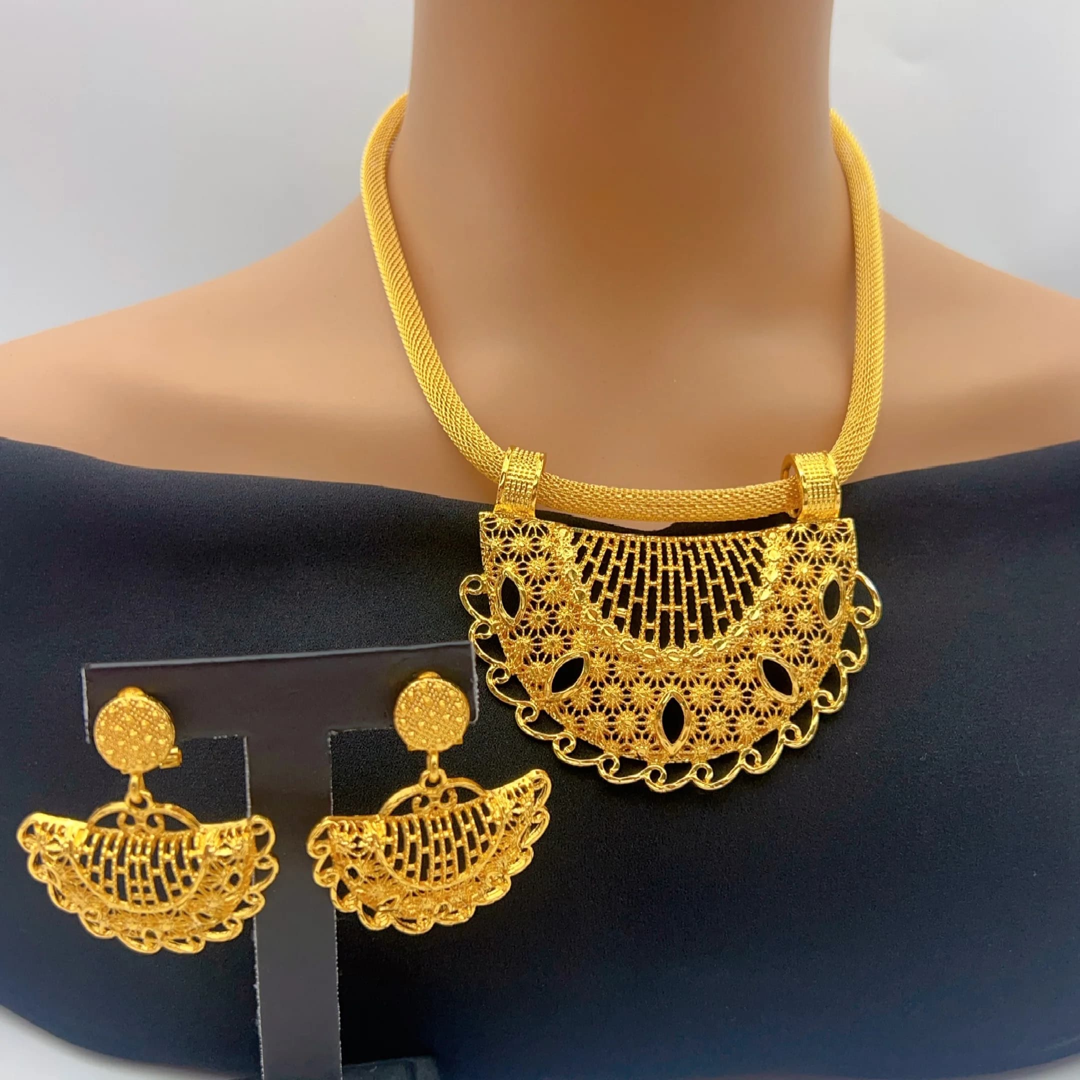 Ensemble de bijoux plaqué or 24 carats pour femmes, style nigérian, collier et boucles d'oreilles, bijoux de mariée brésiliens africains, style Dubaï