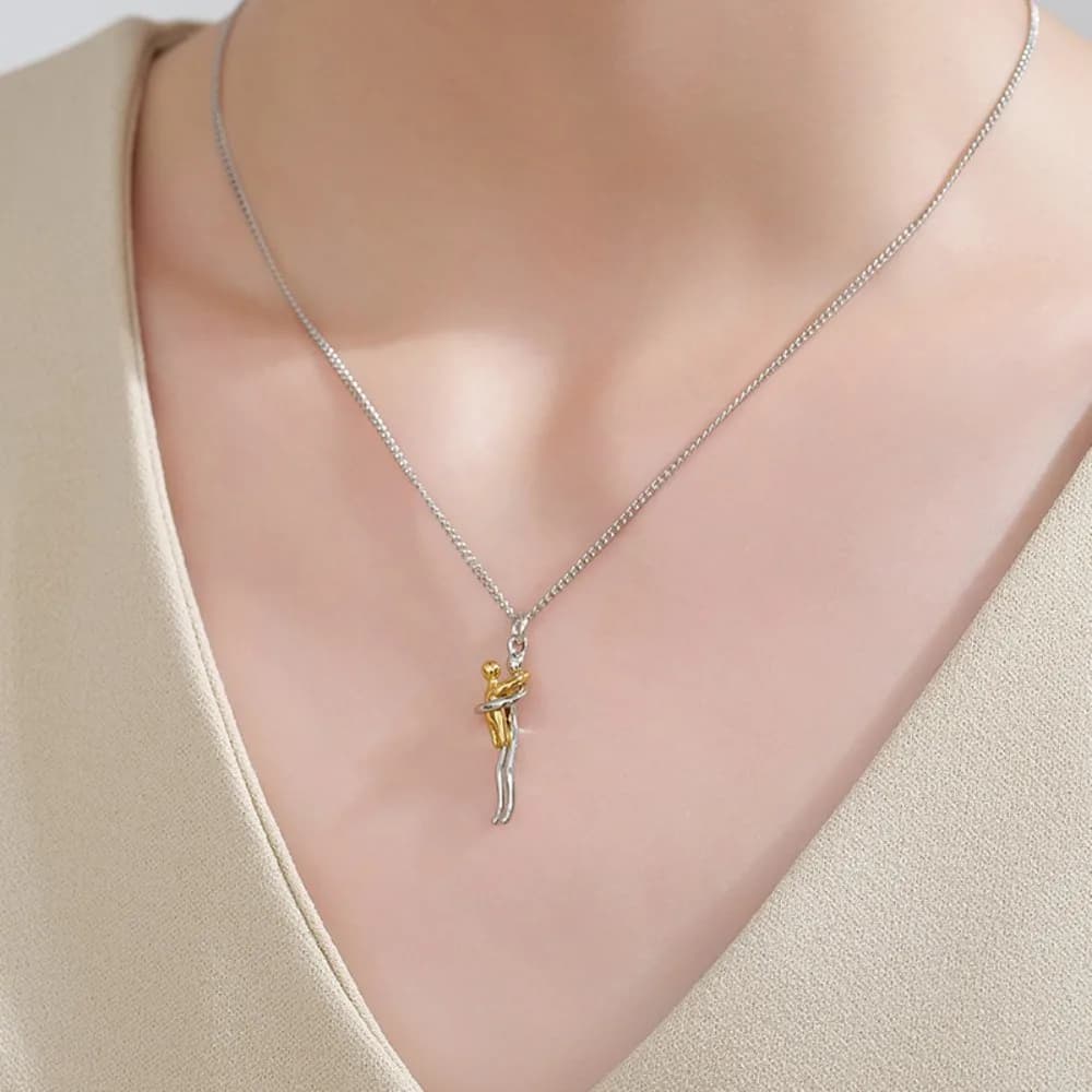 Personnalité créative mère enfant embrasser pendentif collier pour femmes hommes fête des mères fête des pères cadeaux commémoratifs bijoux