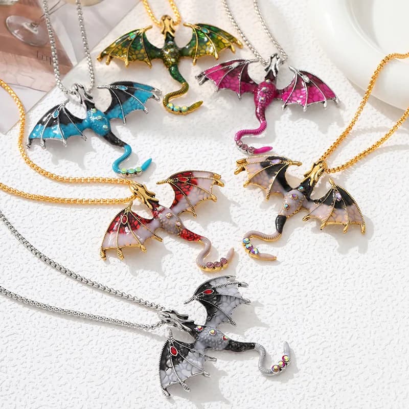Collier gothique Dragon volant pour femme et homme, bijoux Punk, pendentifs gothiques, en émail, collier Dragon volant, chaîne ras du cou