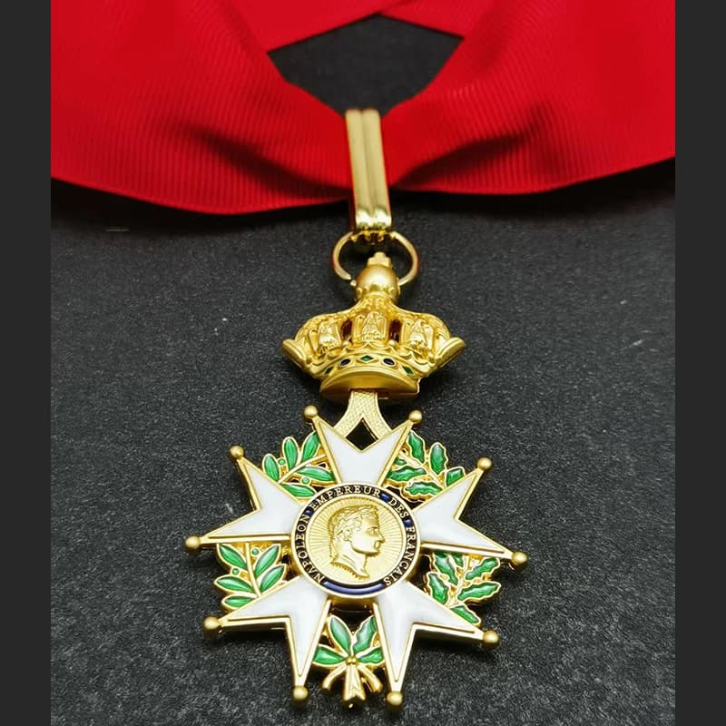 Reproduction de la médaille d'honneur des Chevaliers d'honneur de l'Empereur Napoléon (style col halter)
