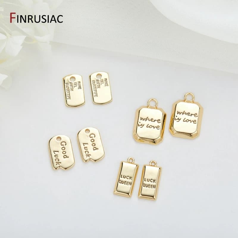 Étiquette porte-bonheur plaquée or 14 carats, pendentif de marque Kpop Hip-Pop, composant de fabrication de bijoux de luxe à la mode