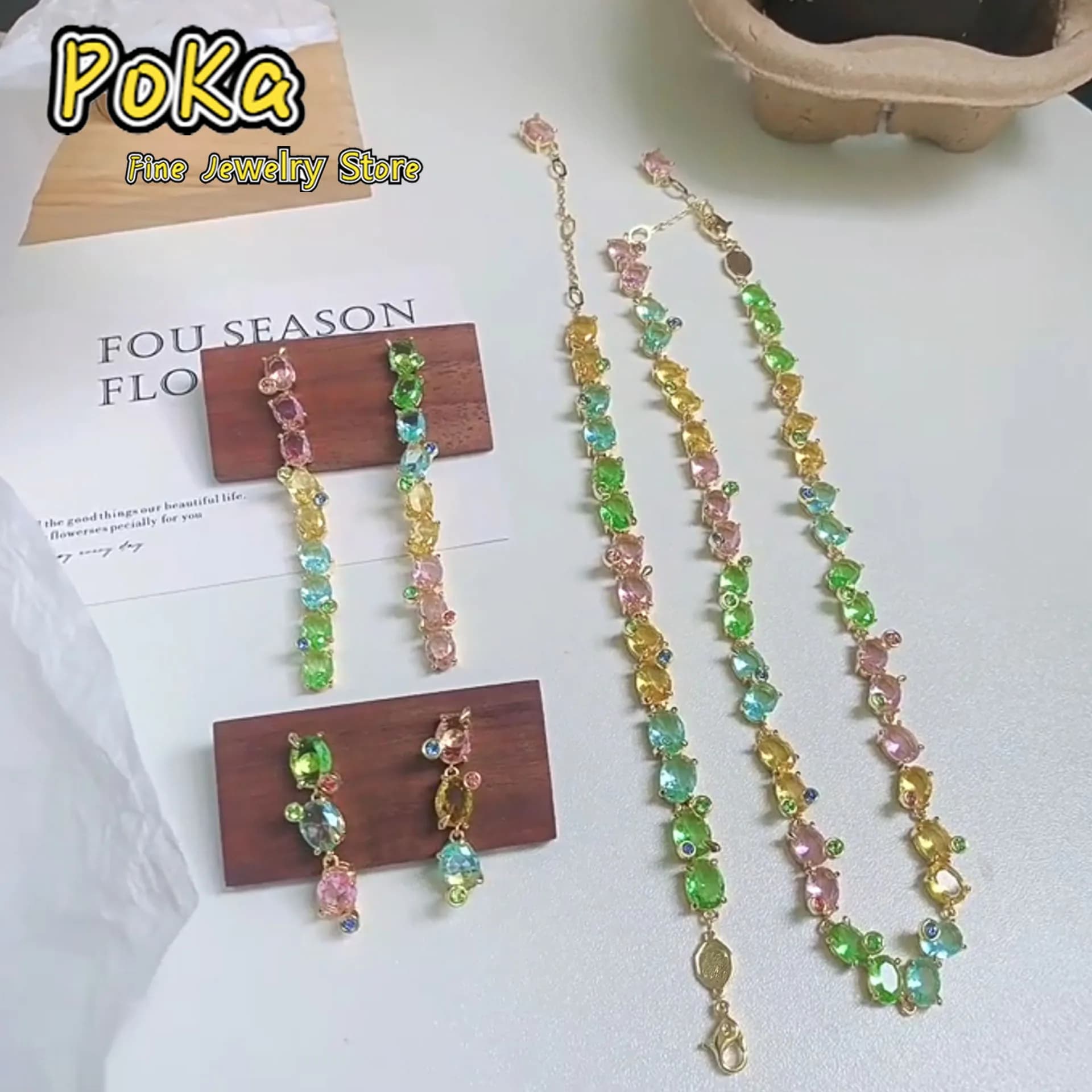 Couleur bonbon nouveaux bijoux mode luxe charme collier boucle d'oreille bague Bracelet beaux cadeaux d'anniversaire de noël pour les femmes en gros