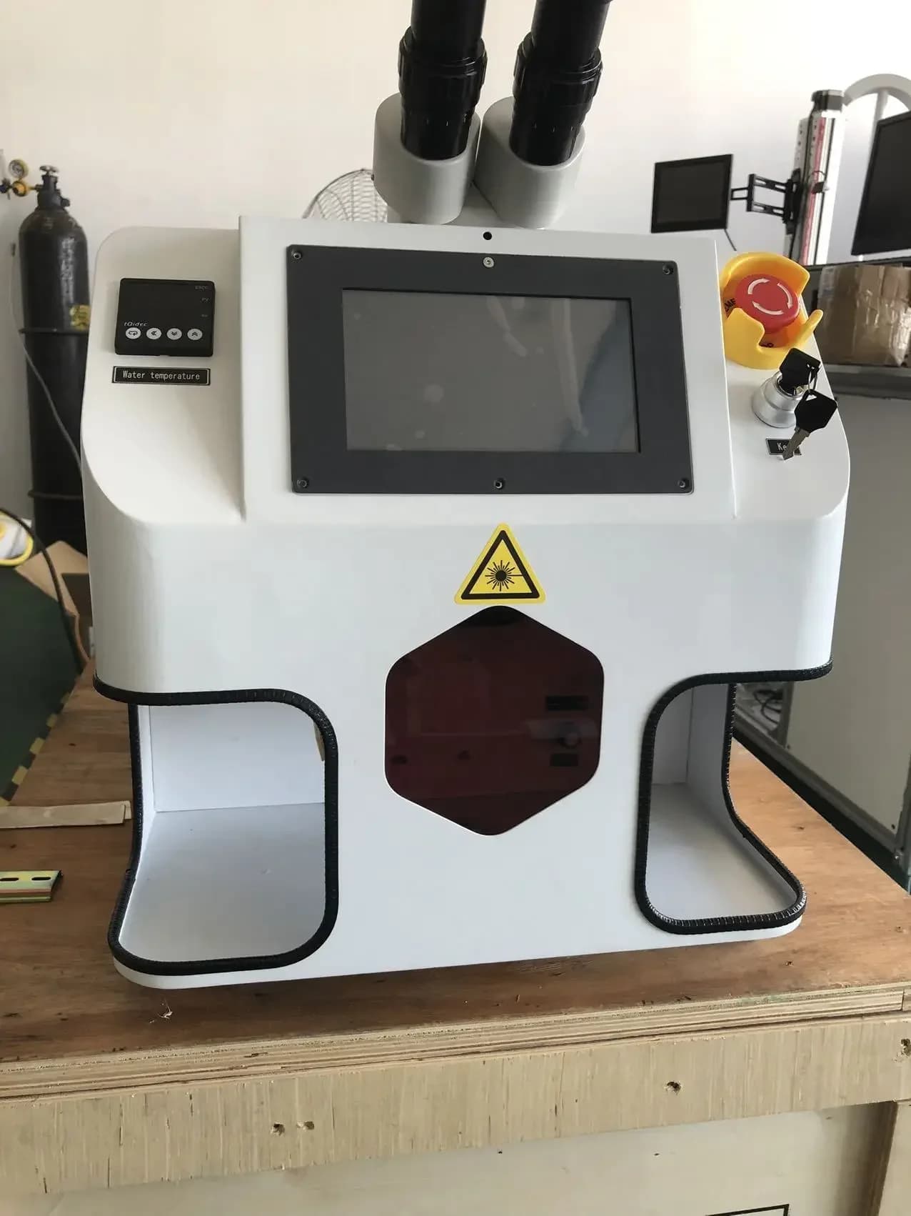 Machine de soudage laser pour bijoux