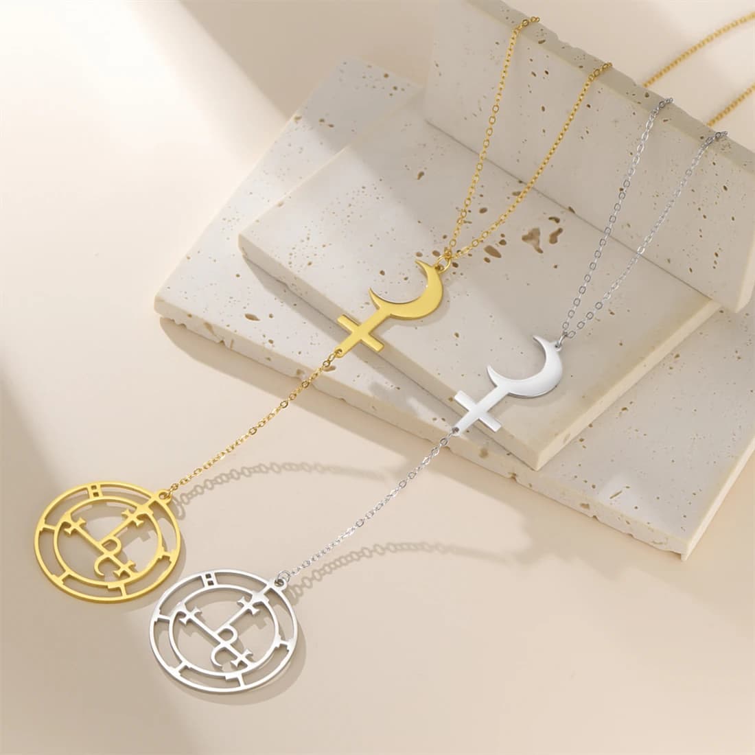 EUEAVAN – colliers de déesse mythique Sigil de Lilith, pendentif croix de croissant de lune en acier inoxydable, bijoux amulette de salomon
