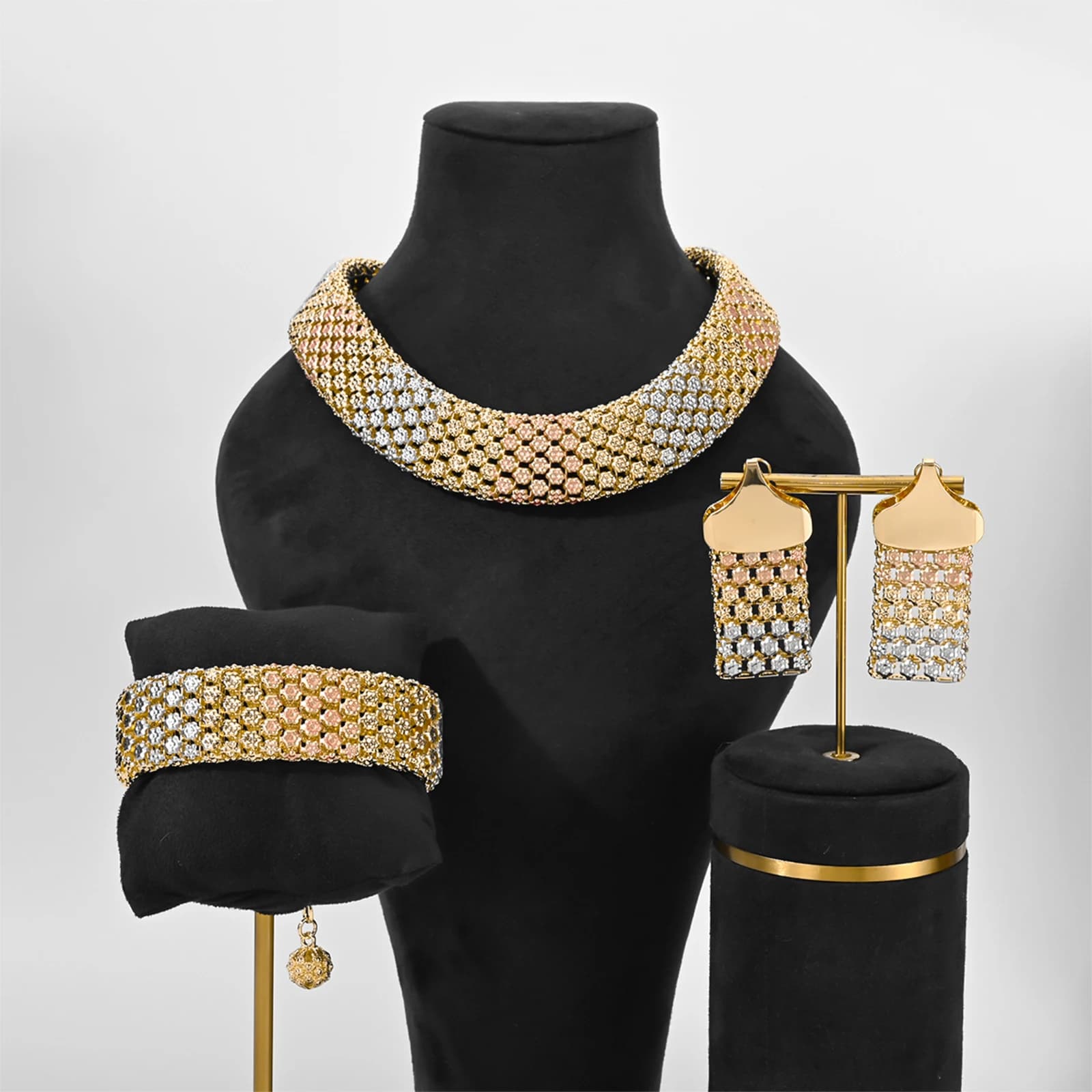Ensemble de bijoux de Dubaï pour femmes, grand collier, bracelet de style ethnique, boucles d'oreilles, élégant, patients, accessoires de mariage