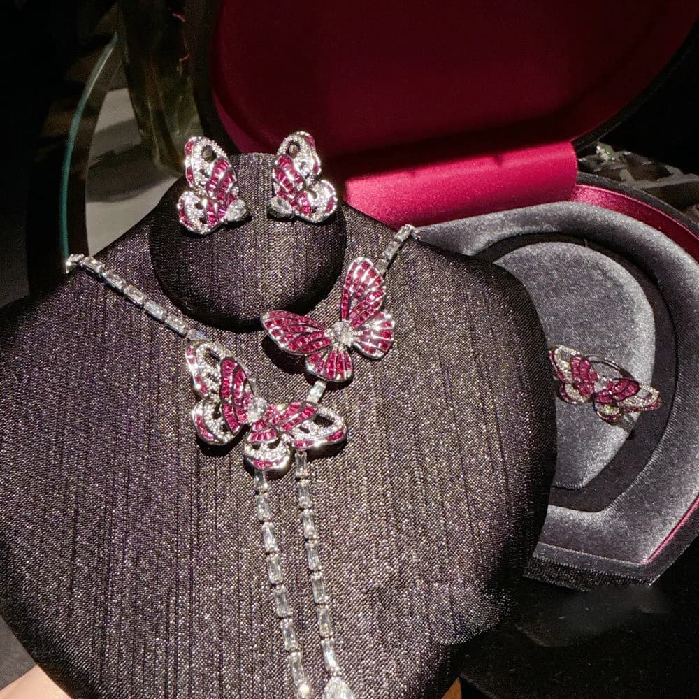 Banquet de mariage Floral papillon rubis gland papillon zircone collier ensemble de boucles d'oreilles