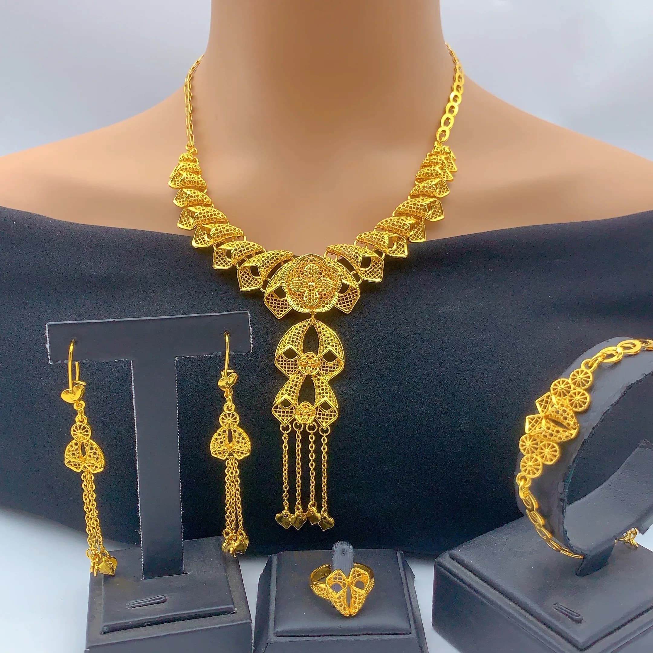 Parure de bijoux de mariée éthiopiens couleur or 24 carats pour femmes, style Dubaï nigérian, avec collier à longues pampilles, bracelet, boucles d'oreilles et bagues, cadeau de fête