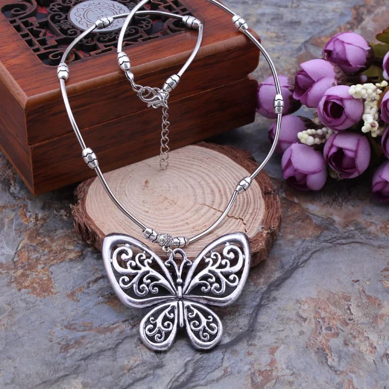 Aihua bohème ethnique déclaration papillon colliers pour femmes tibétain argent métal pendentifs colliers Bijoux Festival Bijoux