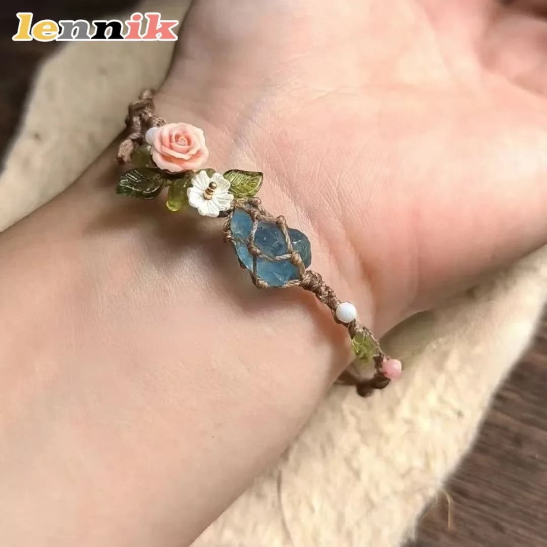 Bracelet en cristal aigue-marine brut, macramé tissé à la main avec accent de rose élégant, bracelet bohème pour couple doux pour lui et elle