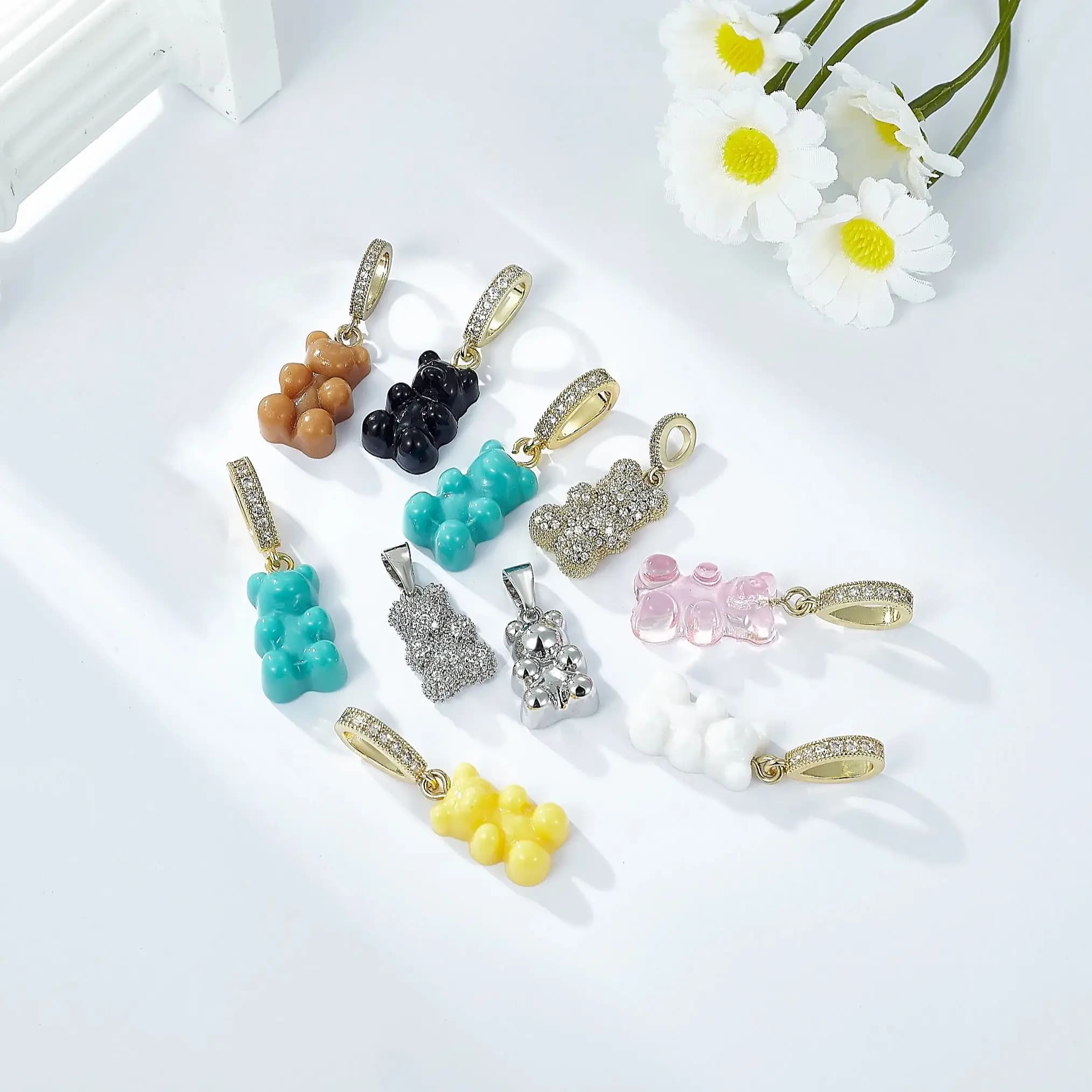 BenS résine gommeux ours pendentif coloré mignon ours breloques pour la fabrication de bijoux femmes bricolage bracelet à la main breloques en gros P04