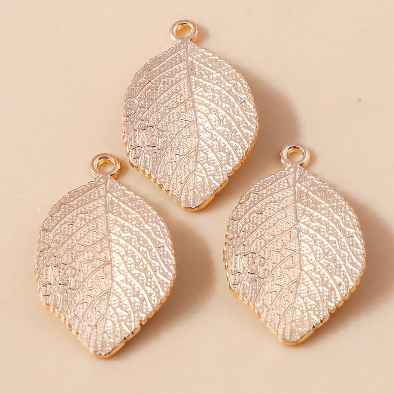 Leslie 10 pièces 31*18mm métal couleur or feuilles breloques pendentifs pour bijoux à bricoler soi-même faisant des accessoires à la main collier Bracelets