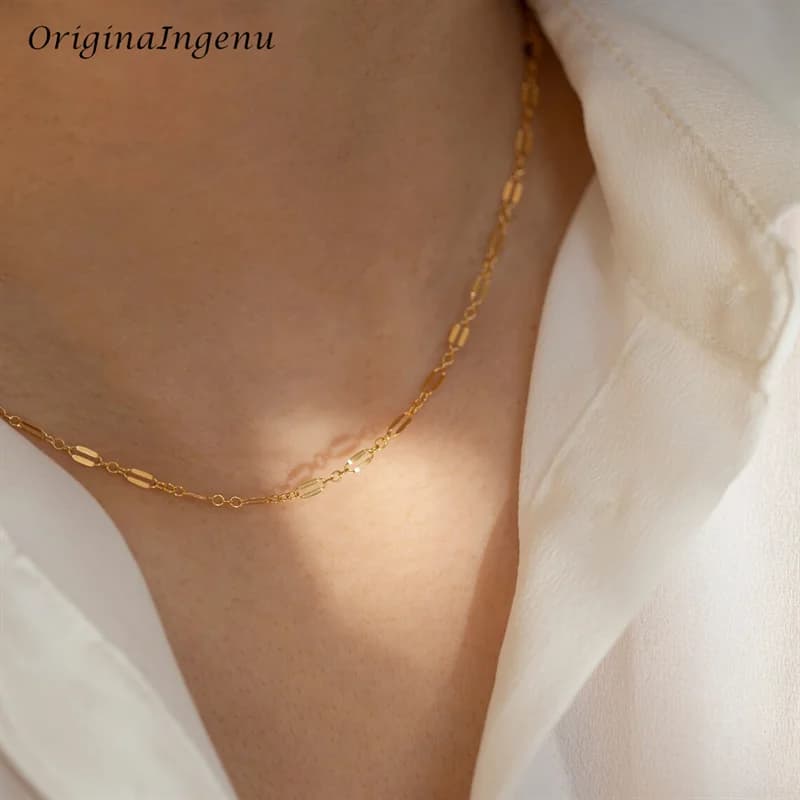 Collier en dentelle rempli d'or 14K, chaîne minimaliste en dentelle dorée, bijoux délicats et résistants au ternissement pour femmes