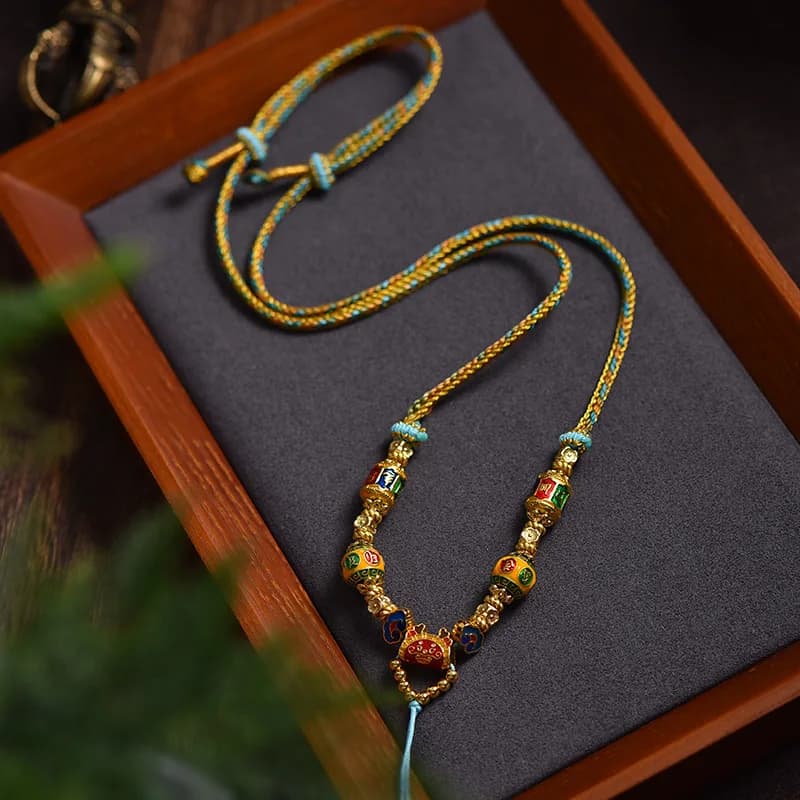 Collier pendentif Thangka tibétain fait main