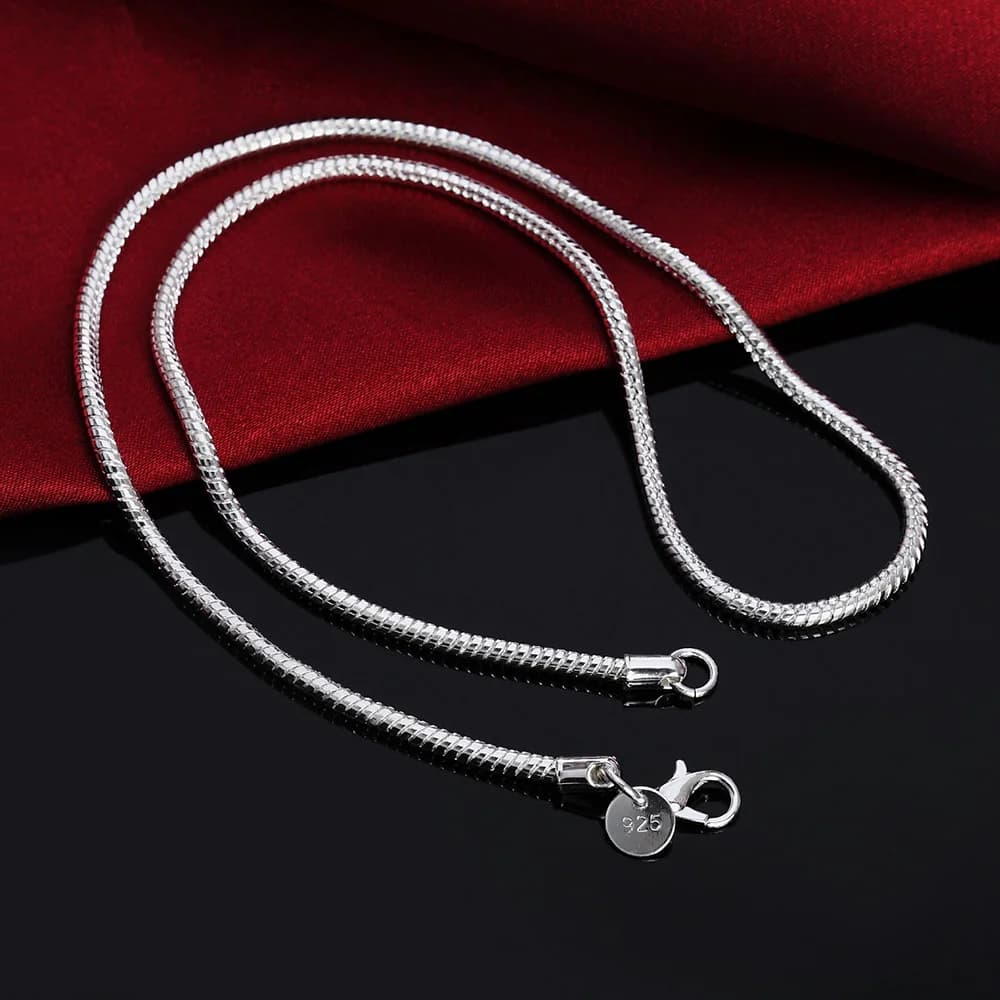 Collier chaîne serpent solide couleur argent 45-60cm