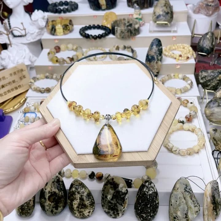 Nouveau Collier en Ambre 2026 – Cadeau Unique, Perles d'Ambre Jaune Baltique DIY, Bijoux Tendance en Pierre Naturelle, Fabrication Artisanale