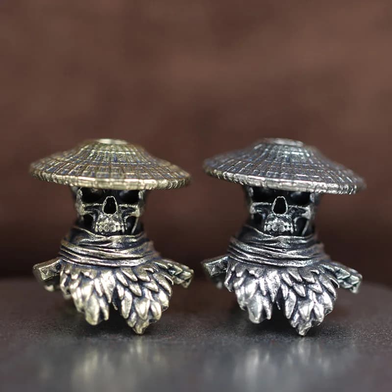 Crâne chevalier-errante couteau en laiton perle Punk EDC extérieur bricolage paracorde tissé lanière pendentif rétro parapluie corde Bracelets accessoire
