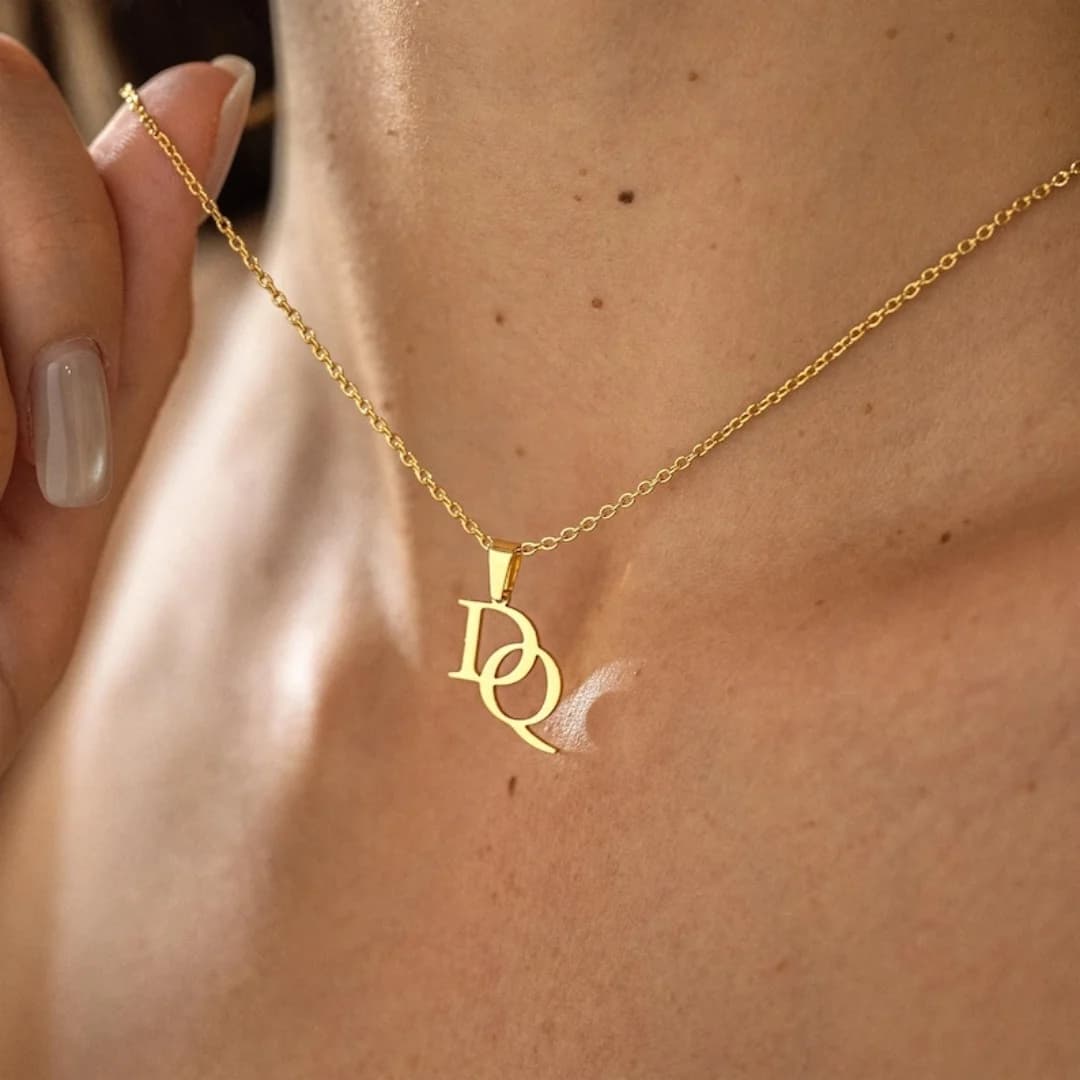 Collier initial personnalisé pour femmes, pendentif personnalisé à Double lettre en acier inoxydable, bijoux de Couple, cadeau d'anniversaire pour elle