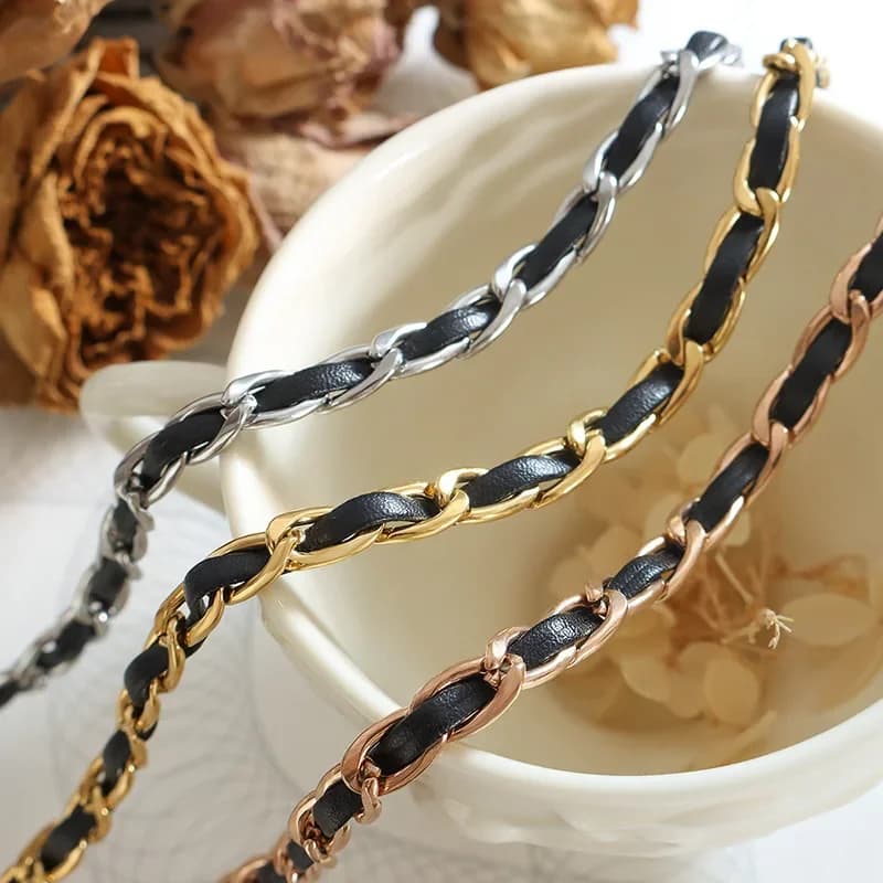 Ensemble collier et bracelet en corde de cuir tressée tendance, style minimaliste, accessoires de personnalité, bijoux, accessoire de mode aux tons froids