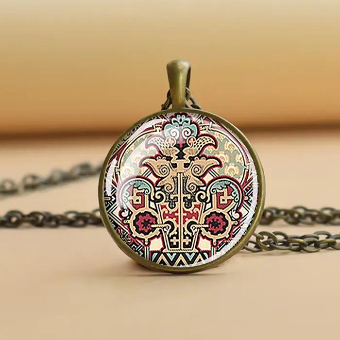 Collier calendrier aztèque pour hommes et femmes, pendentif en cuivre, bijoux Mayas vintage, art des