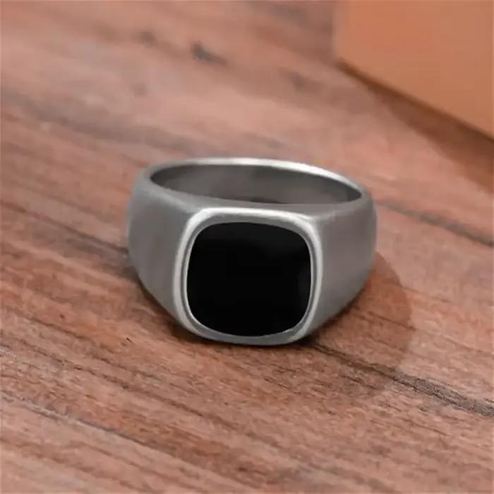 Bague chevalière chirurgicale classique en acier inoxydable pour hommes, avec bijoux carrés en Onyx, cadeau d'halloween, bagues de mariage en pierre noire 316L