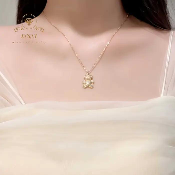 Collier en argent sterling S925 plaqué or 18 carats, pendentif ours mignon de luxe léger, design de niche, bijoux abordables, cadeau pour femmes