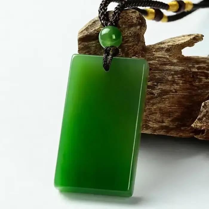 Collier rectangulaire en Jade vert naturel lisse, pendentif pour femmes et hommes, breloques en pierre de Jades Hetian véritable, amulette, cadeaux pour dames