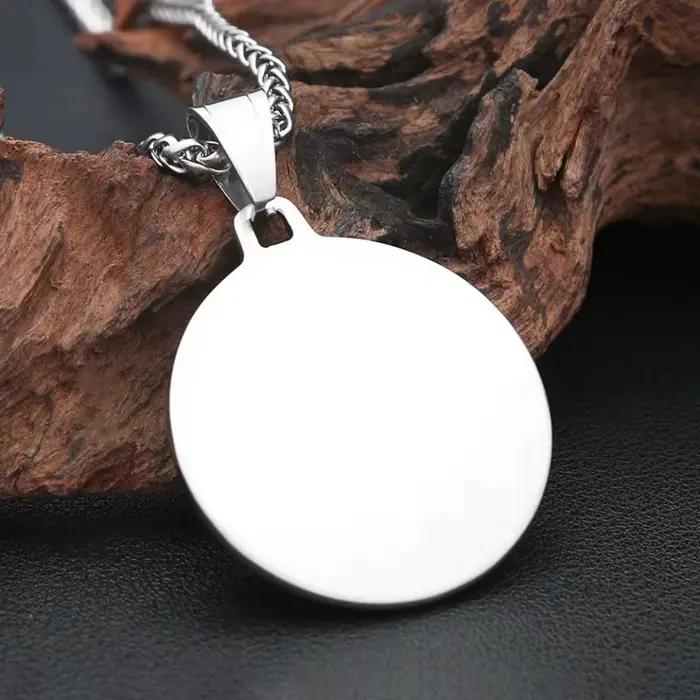 Colliers pendentif chevalier épée en acier inoxydable pour hommes, collier vintage, templier médiéval punk, Kokor, bijoux de motard, livraison directe