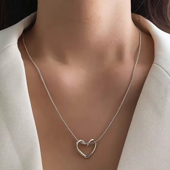 Collier en forme de cœur pour femmes