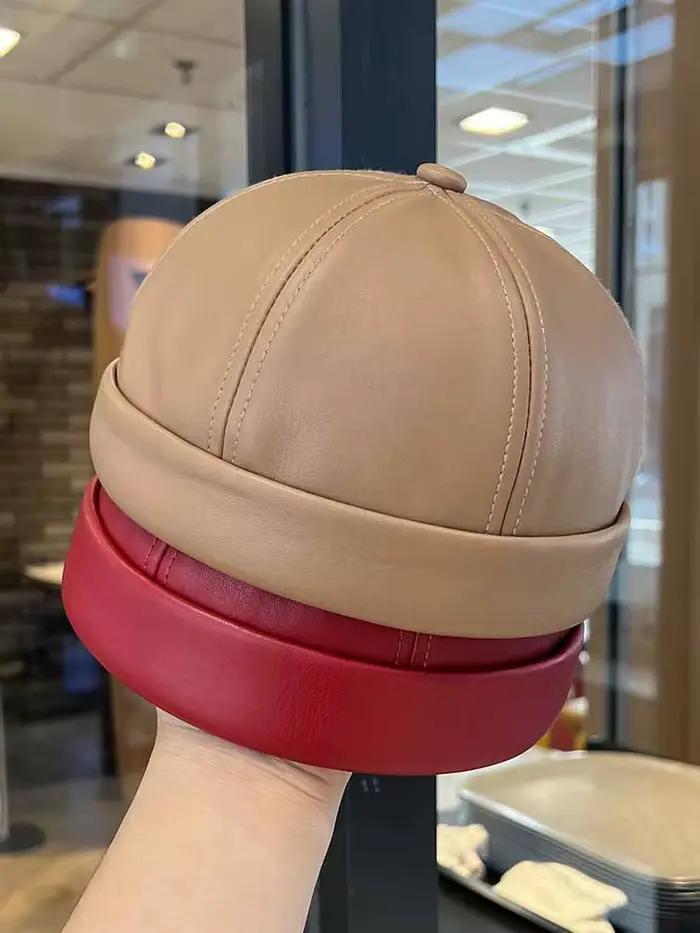 Chapeau de propriétaire en cuir vintage de printemps et d'été avec hip hop réglable et chapeau en peau de melon sans bords adapté aux hommes et aux femmes