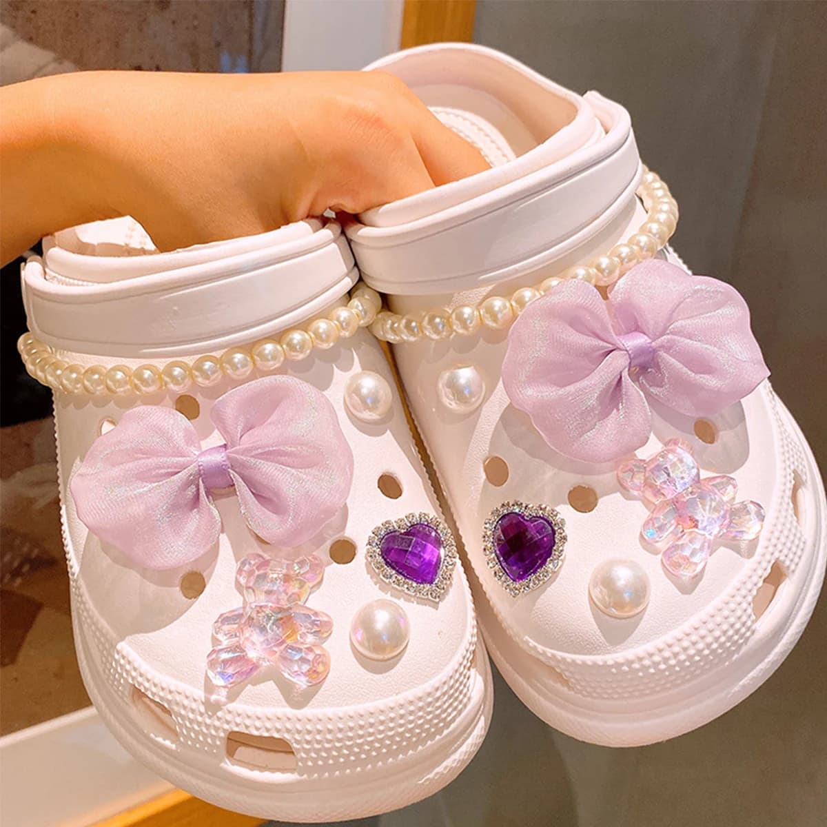 Ensemble de breloques pour chaussures nœud violet, accessoires en chaîne de perles, ours en cristal