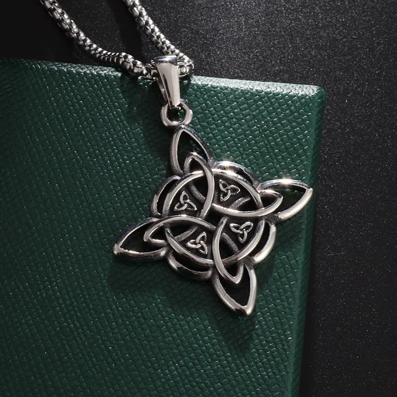 Collier rond à nœud celtique pour hommes, bijoux, amulette à Rune nordique, pull à la mode, cadeau