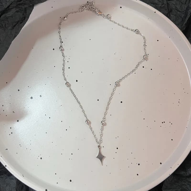 Collier cubain étoile Hip Hop pour hommes et femmes, Punk, chaîne de clavicule en acier titane, ras