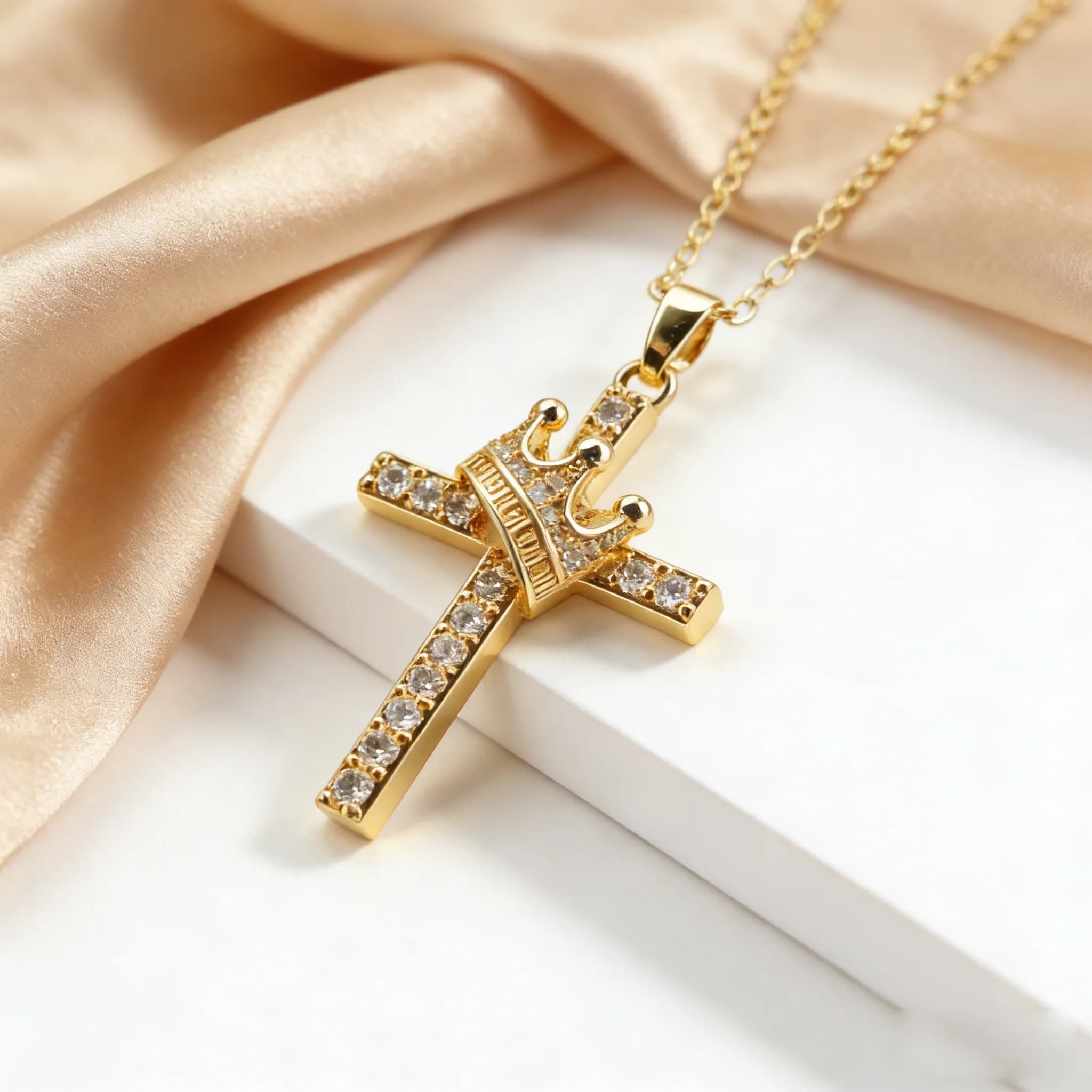 Ensemble de colliers pendentifs croix couronne hip-hop classique pour femmes, chaîne de clavicule st