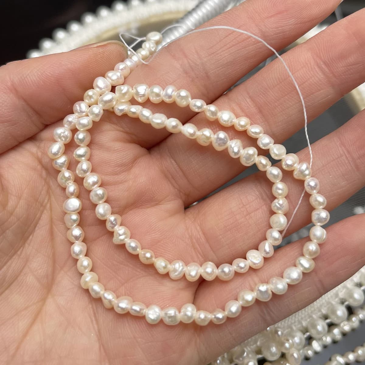 Perles de culture d'eau douce naturelles irrégulières 3-4mm, perles blanches pour la fabrication de