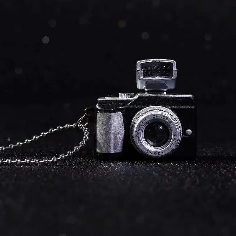 Collier pendentif appareil photo vintage pour hommes et femmes, colliers longs, bijoux de couple, pe