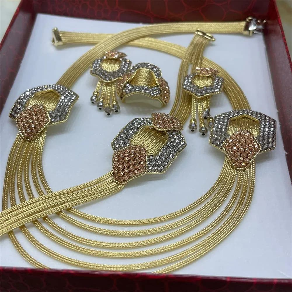 Le plus tendance hotsale ensemble de bijoux brésiliens populaire llaveros collier Pulseras broche pe