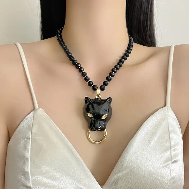 Collier pendentif panthère à perles, collier ras du cou animal doré, bijoux tendance chic pour femme