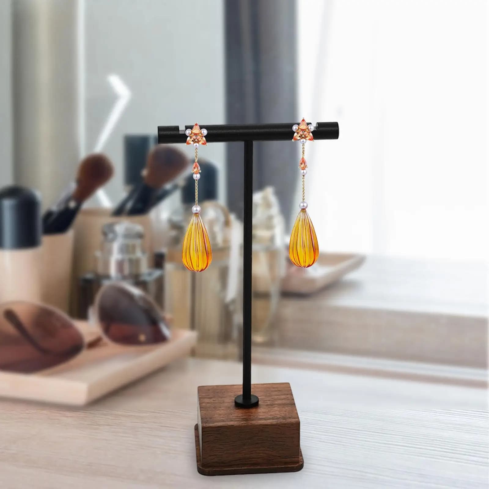 Présentoir à bijoux pour boucles d'oreilles, bagues et bracelets en défilés