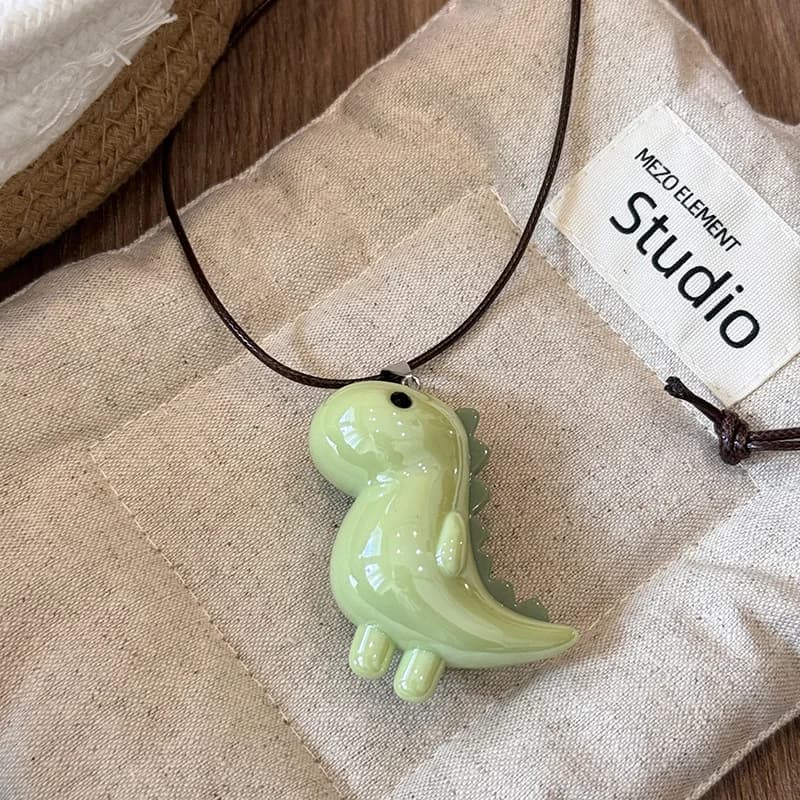 Collier avec pendentif en forme d'éléphant et de dinosaure pour femmes et hommes, chaîne à longue co