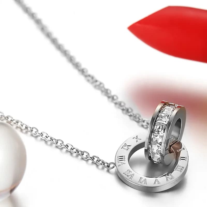 Collier classique pour femme avec chiffres romains et cristaux, en acier inoxydable, bijou de luxe é