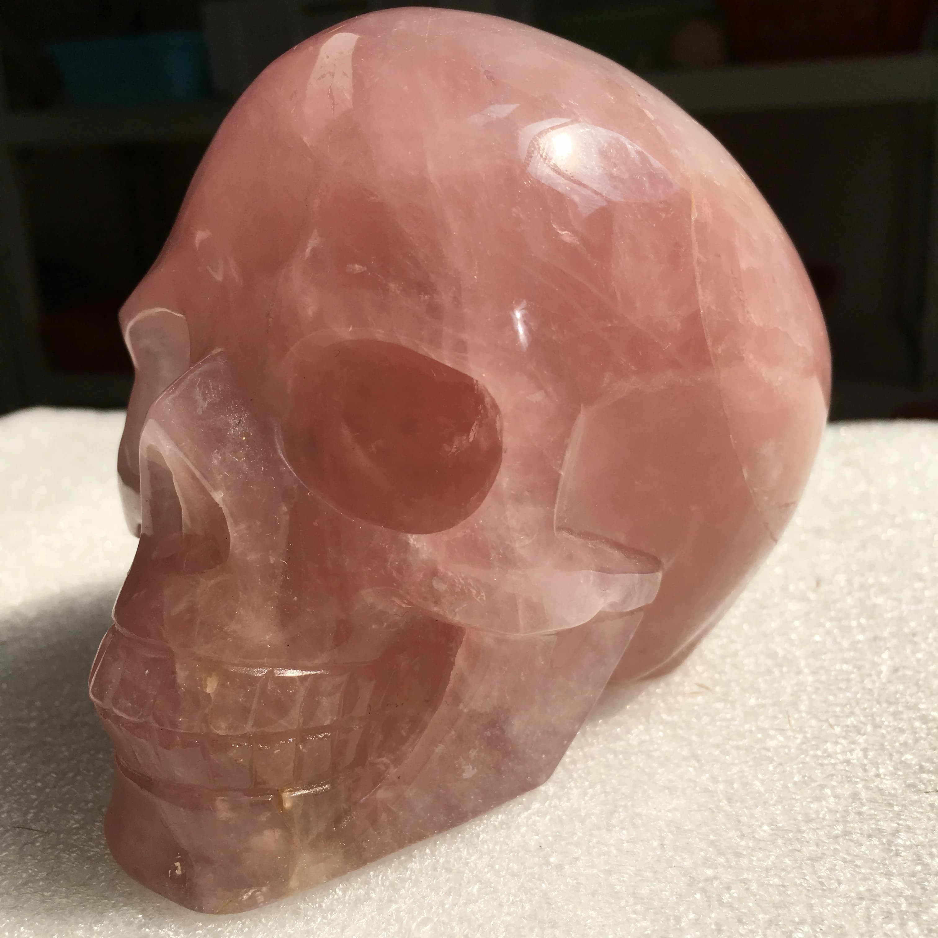 Crâne sculpté à la main en cristal de Quartz Rose naturel, sculpture de crânes de guérison Reiki pour décorer