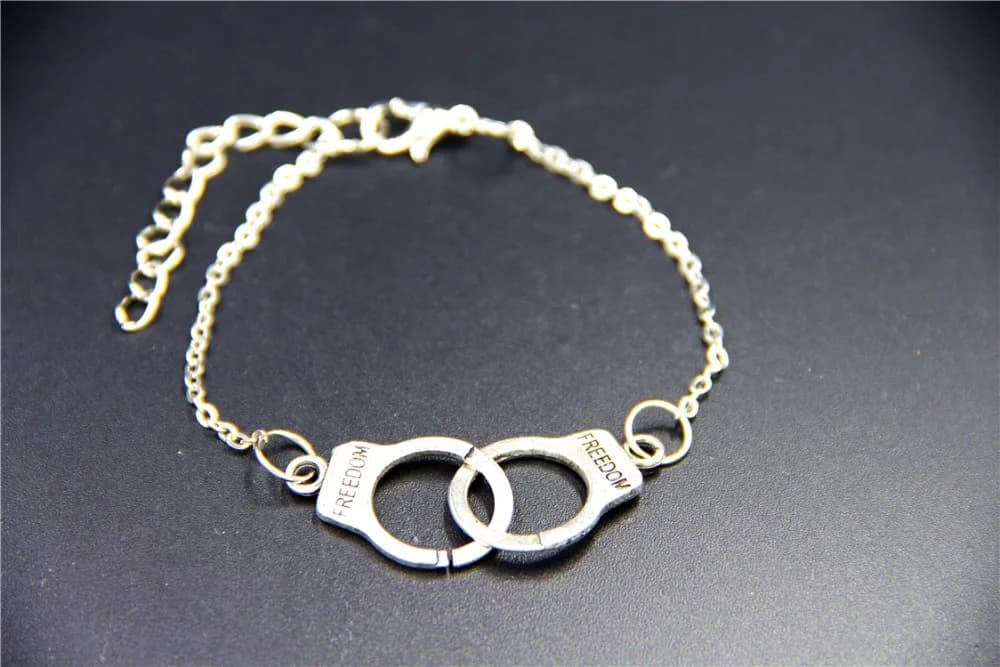 Bracelets de menottes à breloques vintage pour hommes et femmes, bijoux de mode, cadeaux de colliers de la présidence