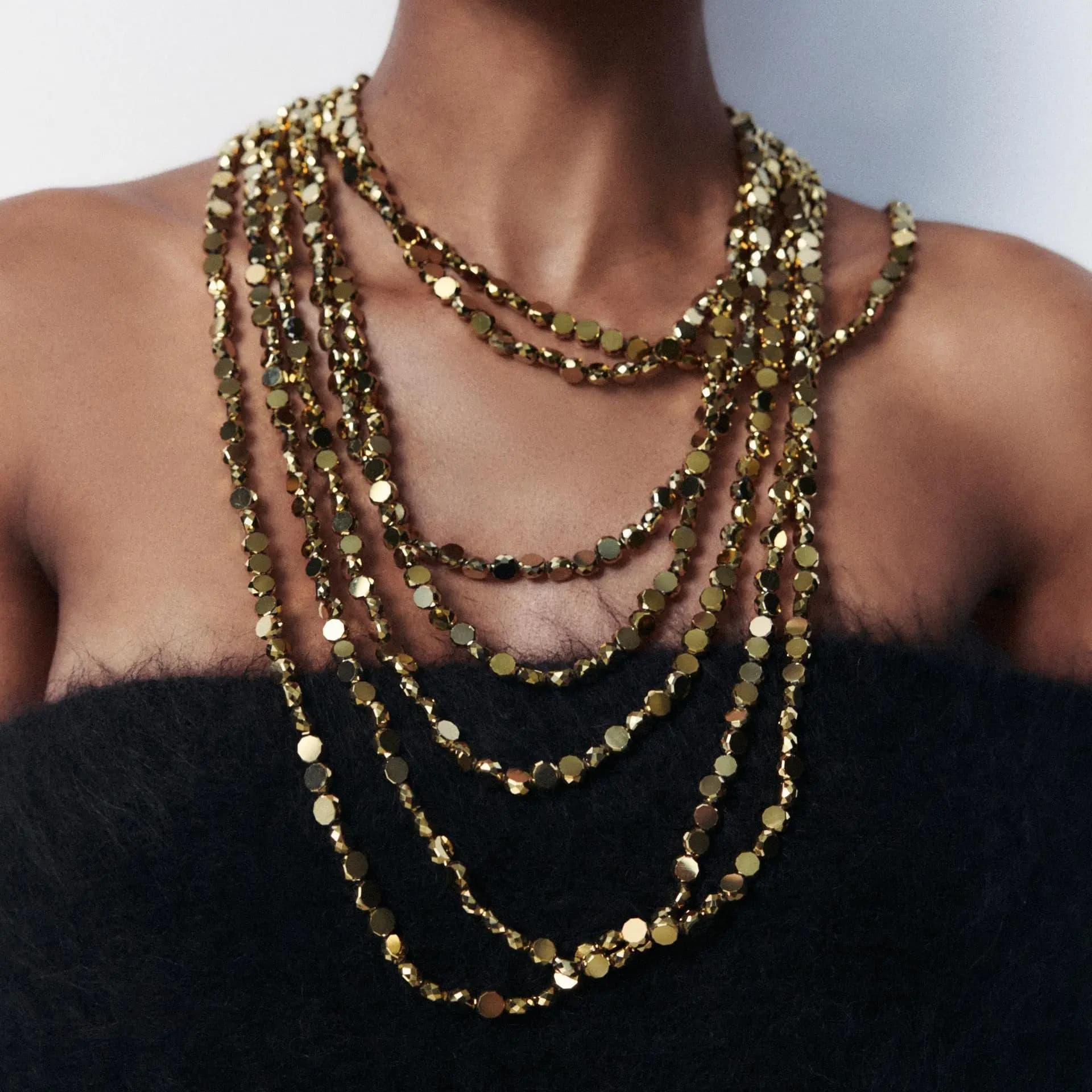 Collier bavoir de perles dorées multicouches pour femmes, collier hip-hop exagéré européen et américain, accessoires de bijoux, tendance, nouveau